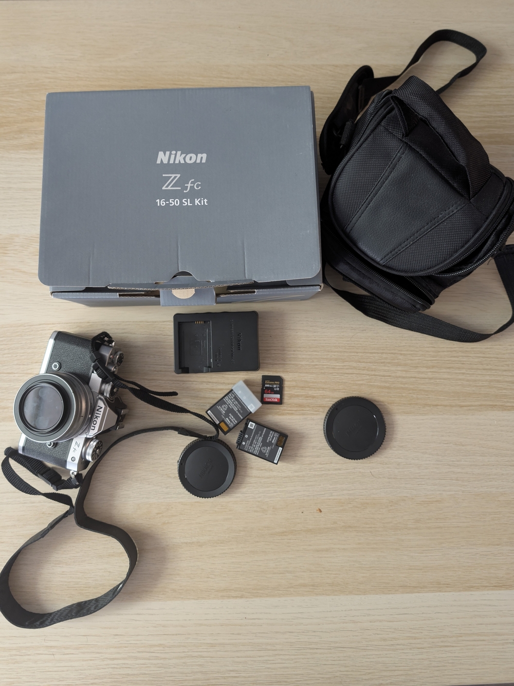 Nikon Z fc 16-50 SL Kit Mirrorless Camera - Black/Silver